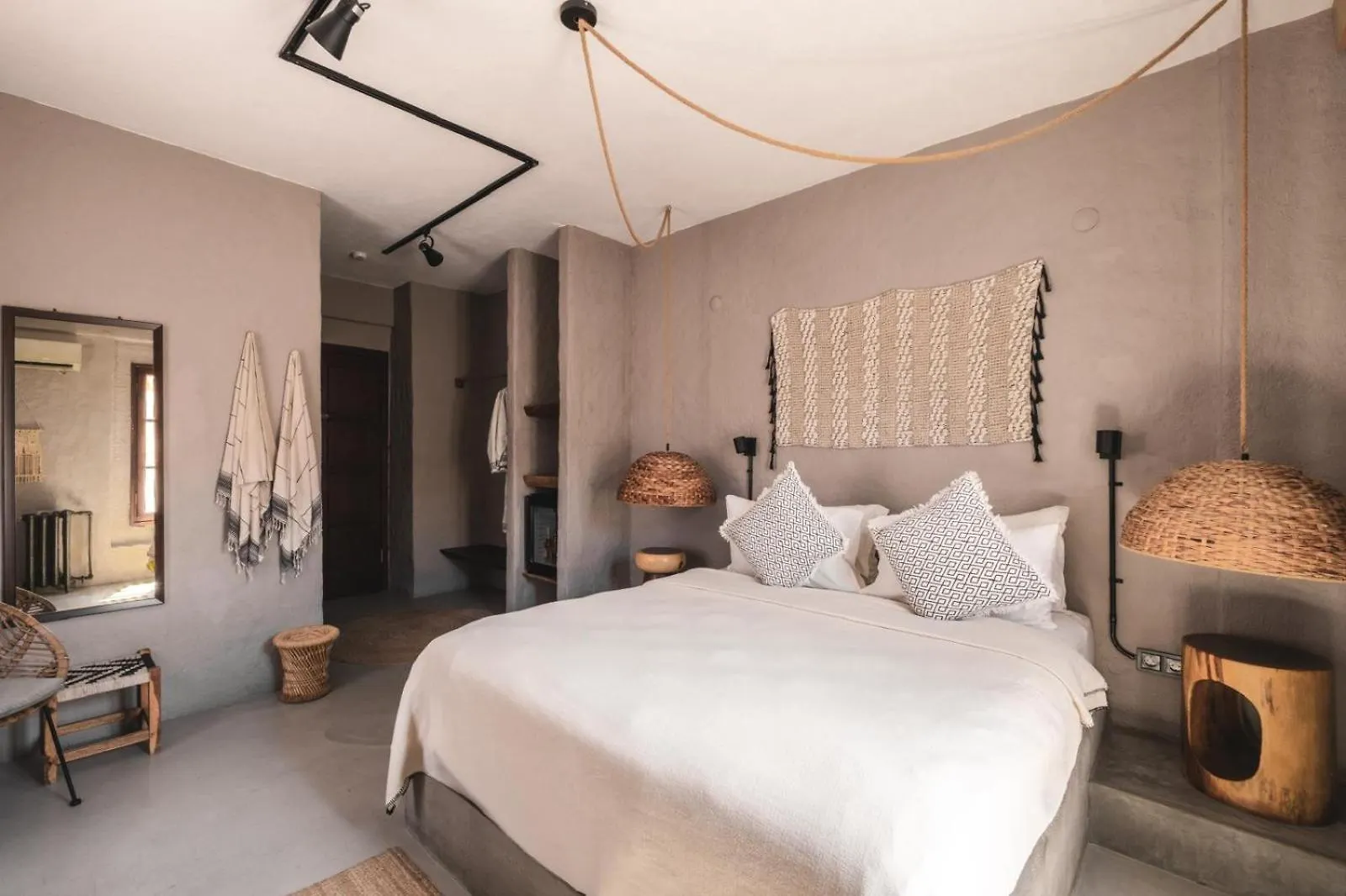 Gaia Alaçatı Hotel