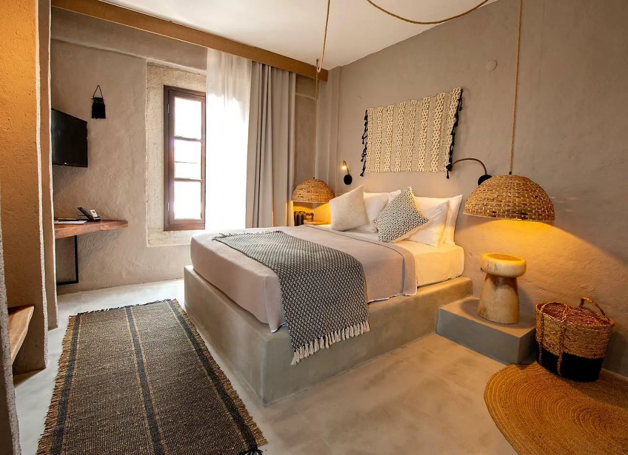 Gaia Alacati Hotel